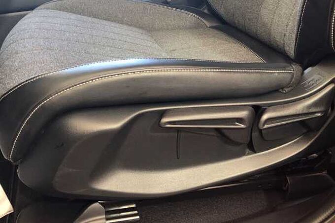 Honda Jazz 1.5 I-MMD HEV EXECUTIVE